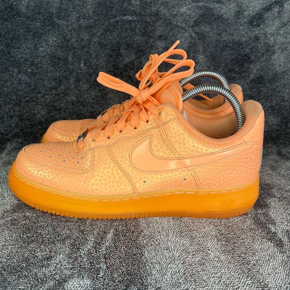 Nike Air Force 1 Low Women’s 8.5 – Orange/Peach Glow Textured Leather
